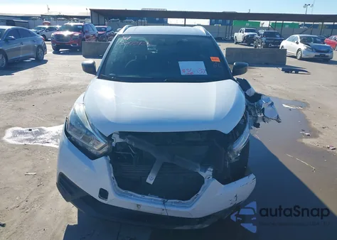 2018 Nissan Kicks S из США, поврежденный, VIN 3N1CP5CU6JL522546